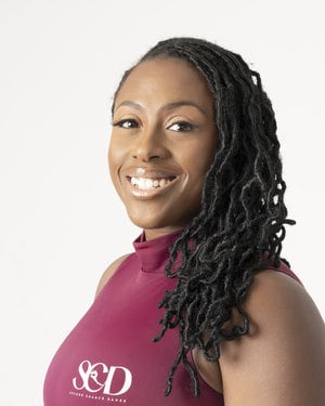 Volunteer Board Cynthia